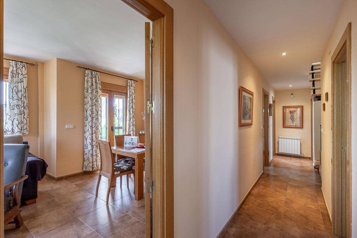 4 soveværelse Villa til salg i Jatar med garage - € 280.000 (Ref: 9034536)