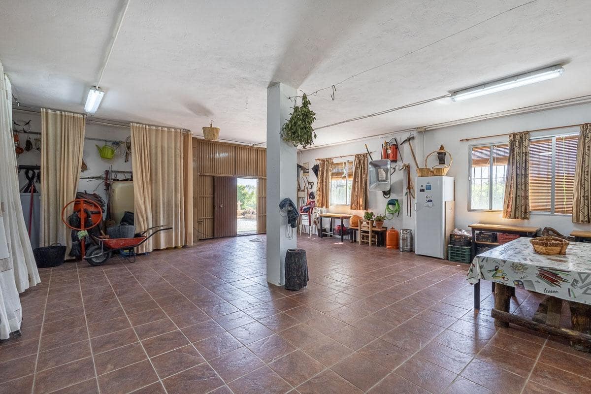 4 soveværelse Villa til salg i Jatar med garage - € 280.000 (Ref: 9034536)