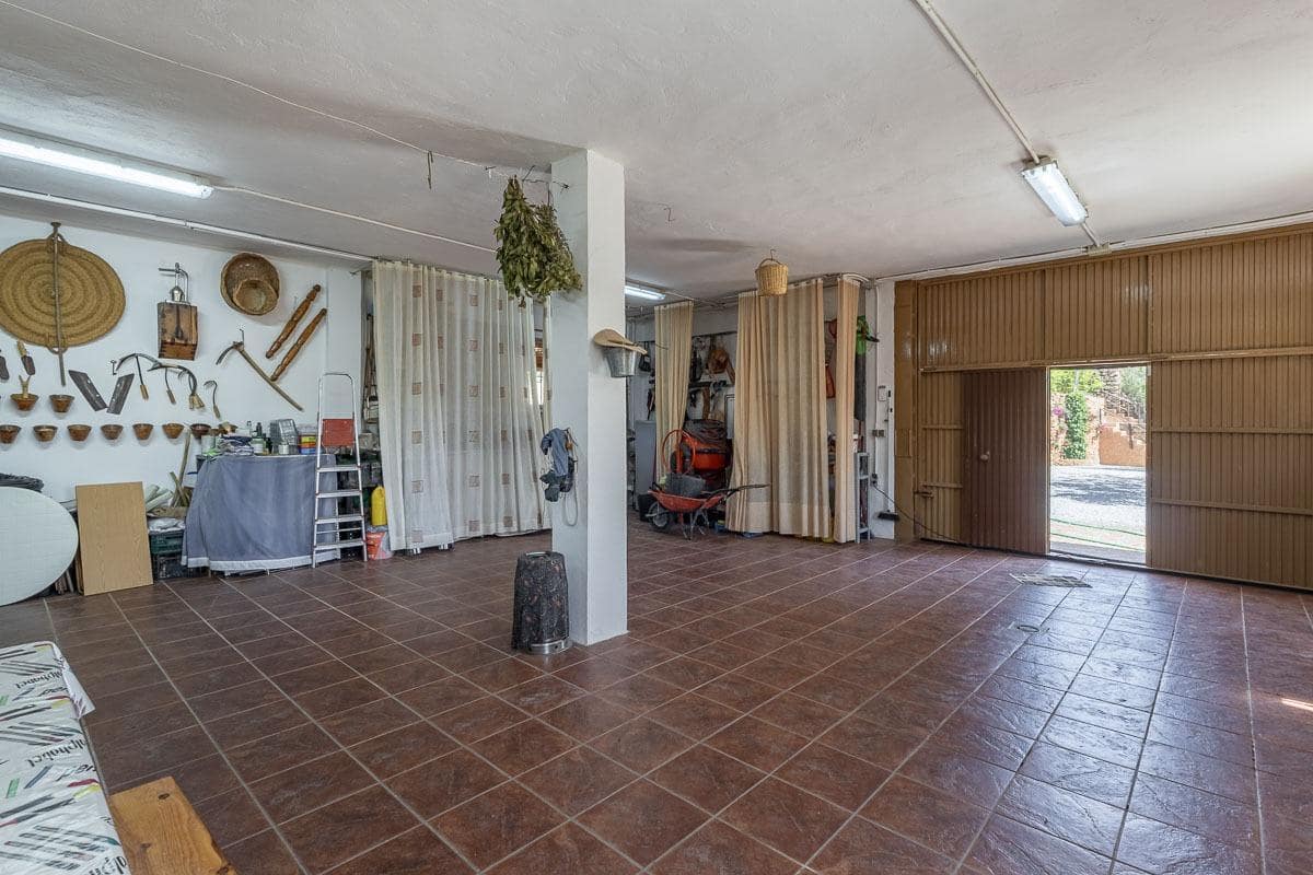 4 soveværelse Villa til salg i Jatar med garage - € 280.000 (Ref: 9034536)