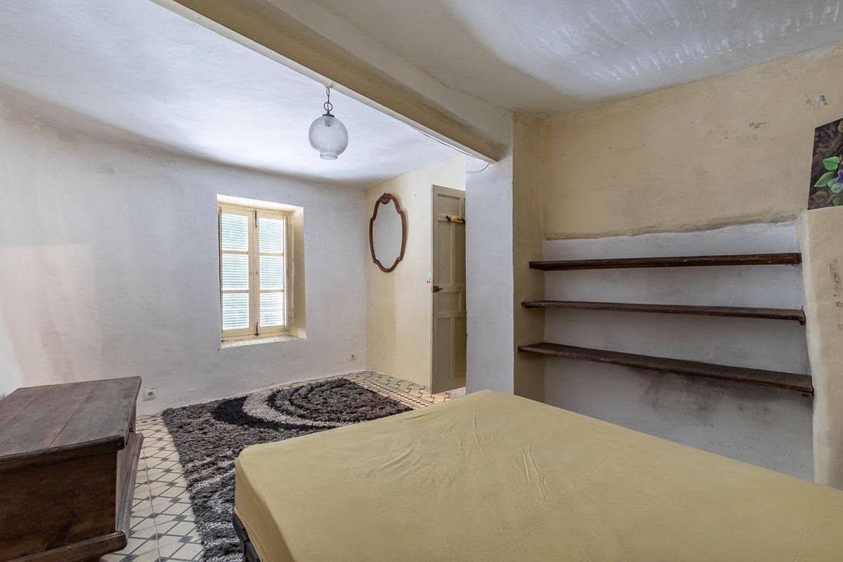 3 soveværelse Byhus til salg i Cogollos Vega - € 99.000 (Ref: 9057627)