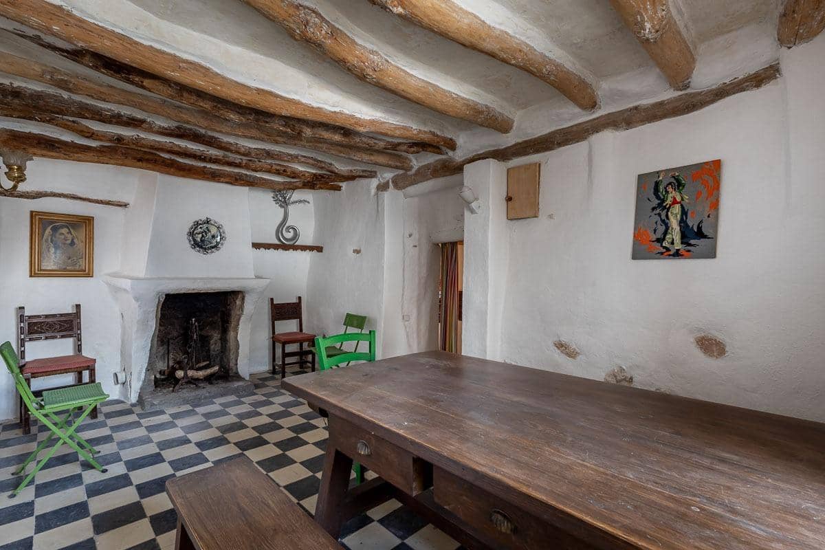 3 soveværelse Byhus til salg i Cogollos Vega - € 99.000 (Ref: 9057627)