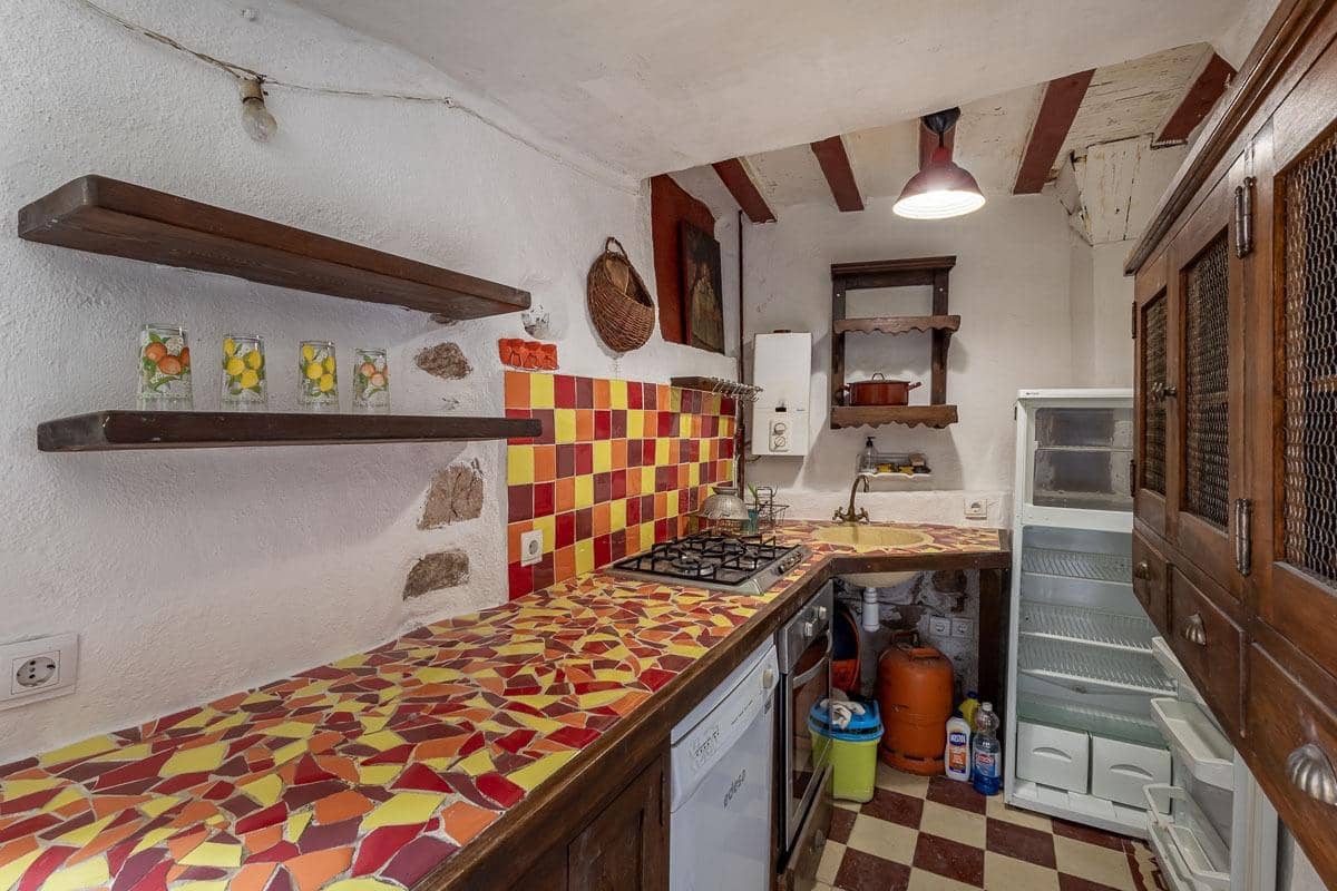 3 soveværelse Byhus til salg i Cogollos Vega - € 99.000 (Ref: 9057627)