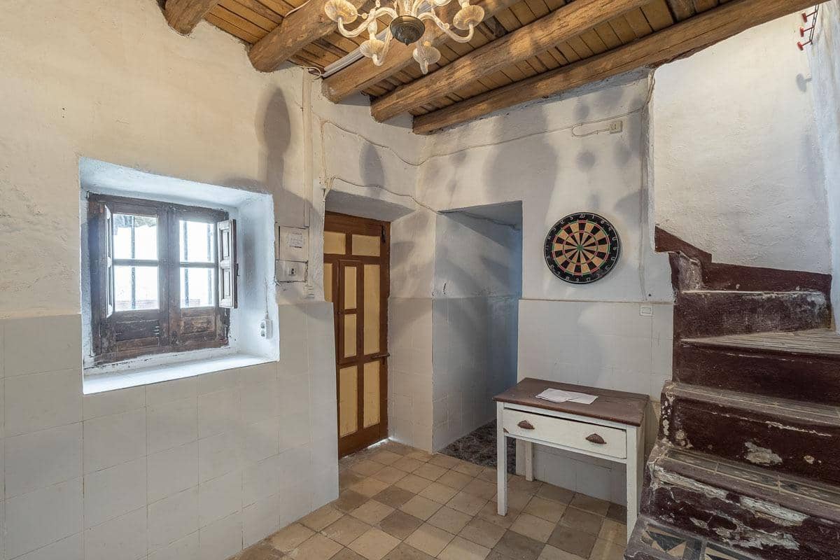 3 soveværelse Byhus til salg i Cogollos Vega - € 99.000 (Ref: 9057627)