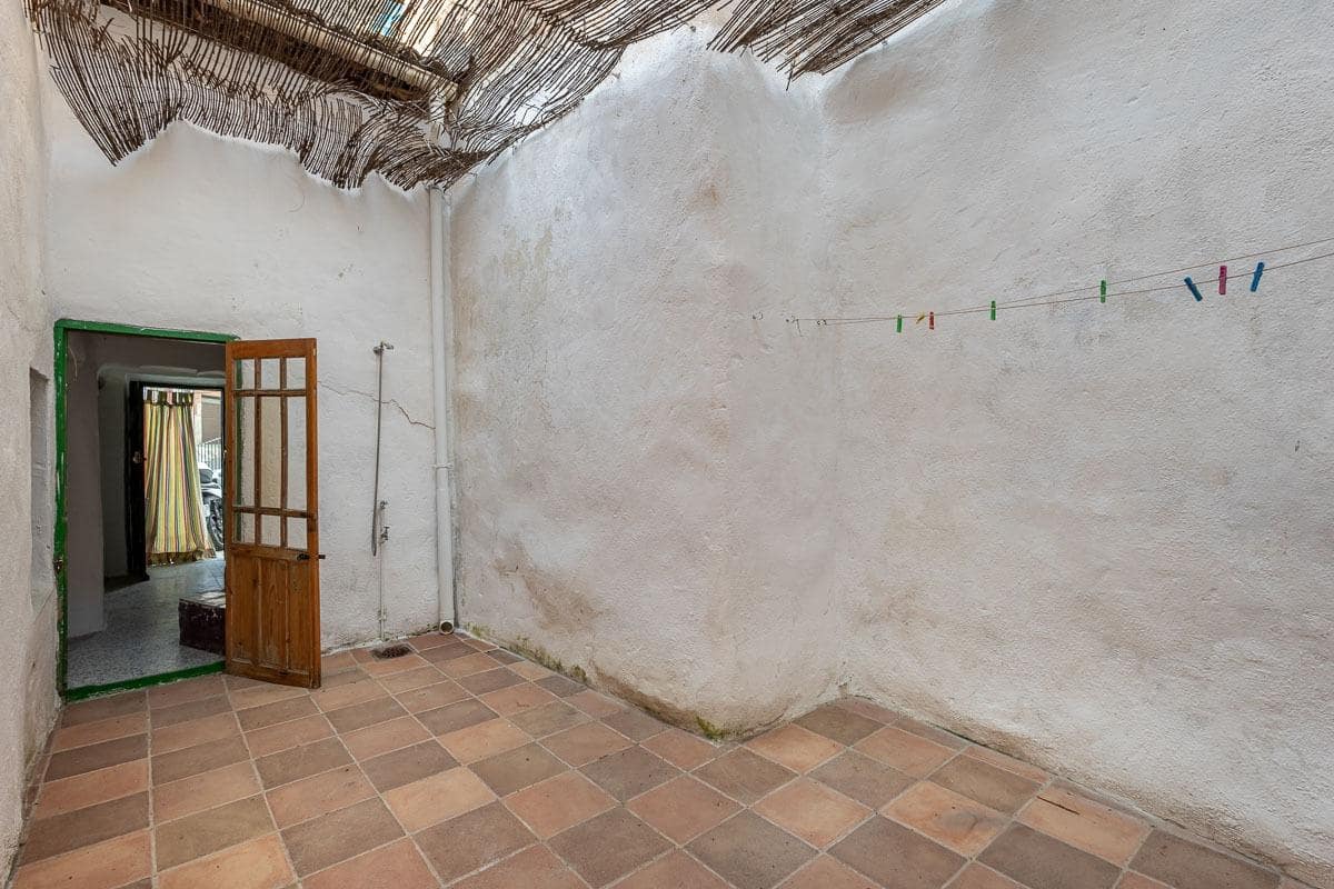 3 soveværelse Byhus til salg i Cogollos Vega - € 99.000 (Ref: 9057627)