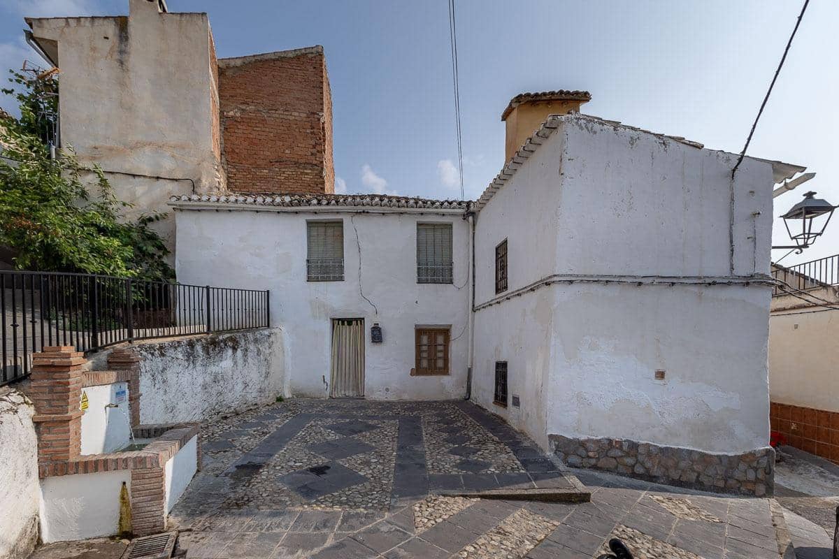 3 soveværelse Byhus til salg i Cogollos Vega - € 99.000 (Ref: 9057627)