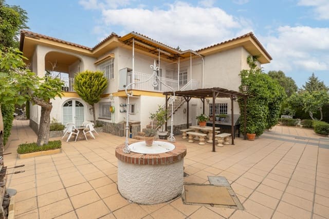 7 soveværelse Villa til salg i Otura med swimmingpool garage - € 449.000 (Ref: 9062384)