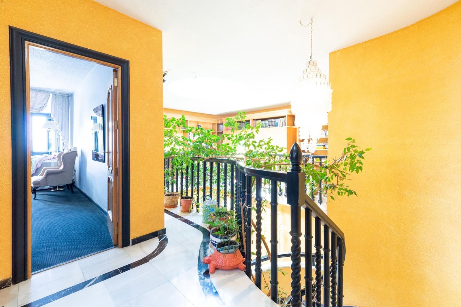 5 soveværelse Villa til salg i Granada by med garage - € 890.000 (Ref: 9062388)