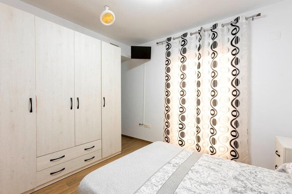 2 soveværelse Lejlighed til salg i Castell de Ferro med swimmingpool - € 190.000 (Ref: 9062391)