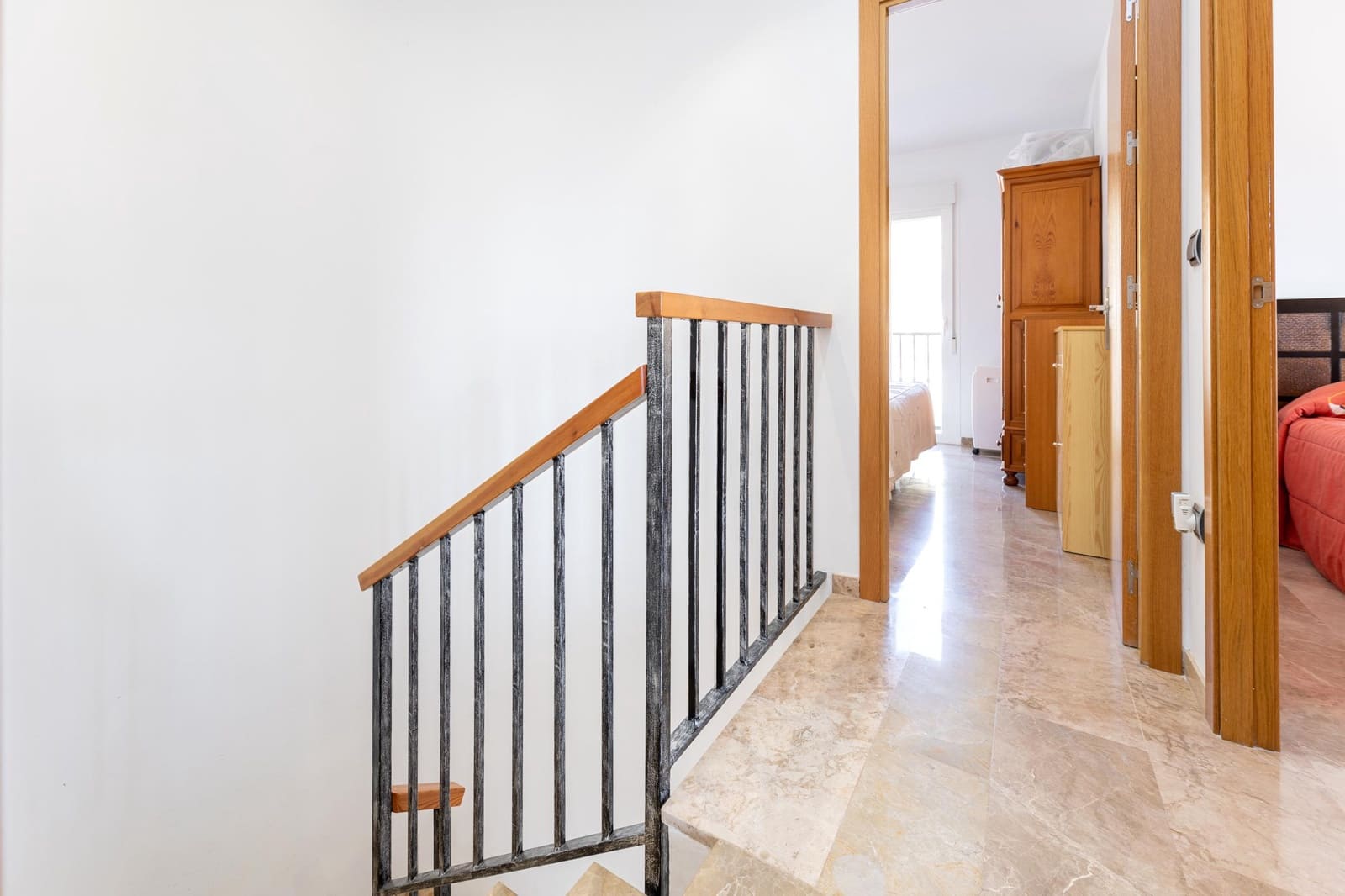 4 soveværelse Rækkehus til salg i Alhama de Granada med garage - € 229.000 (Ref: 9106365)