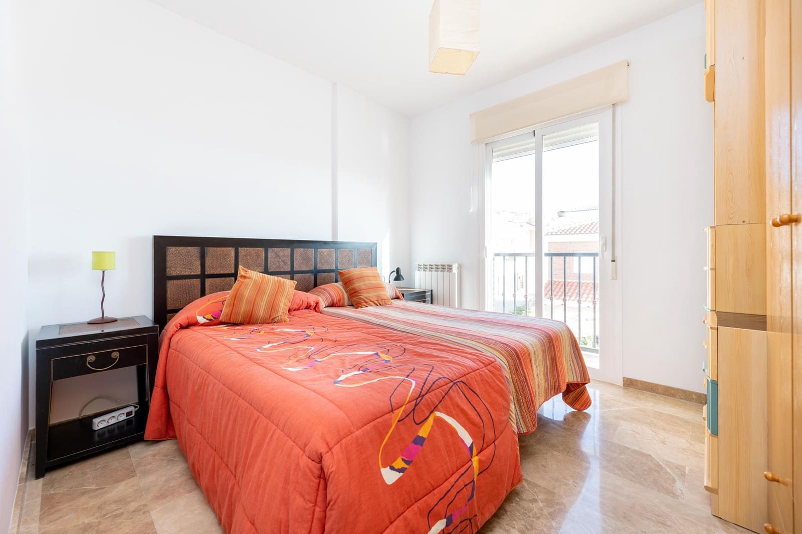 4 soveværelse Rækkehus til salg i Alhama de Granada med garage - € 229.000 (Ref: 9106365)