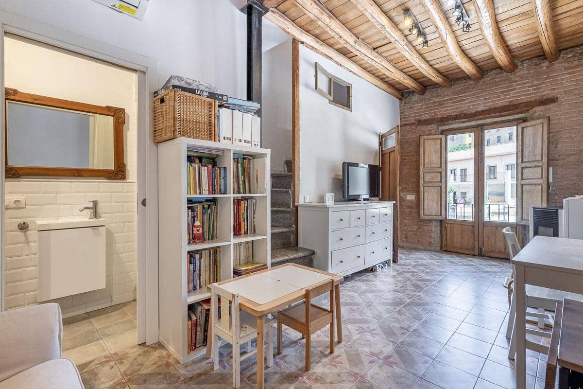 2 soveværelse Rækkehus til salg i Granada by - € 415.000 (Ref: 9106366)