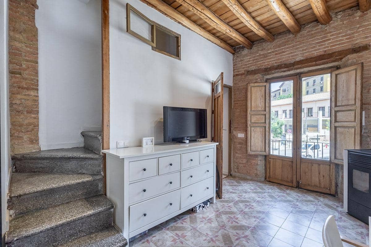 2 soveværelse Rækkehus til salg i Granada by - € 415.000 (Ref: 9106366)