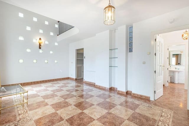 6 soveværelse Villa til salg i Albolote med swimmingpool garage - € 299.000 (Ref: 9108716)