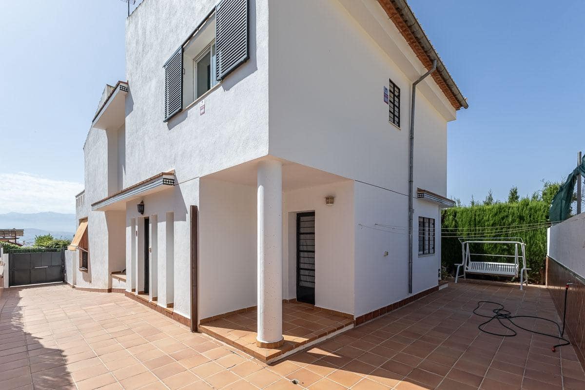 6 soveværelse Villa til salg i Albolote med swimmingpool garage - € 299.000 (Ref: 9108716)