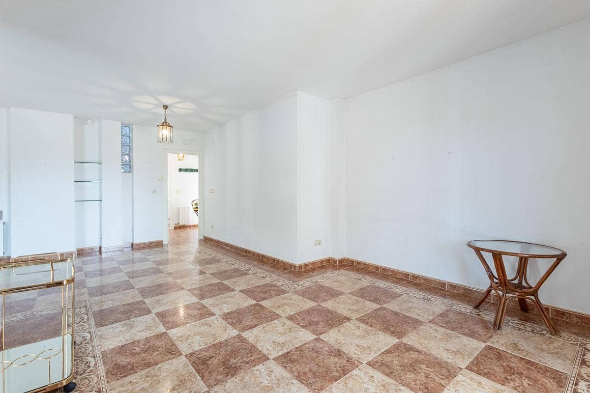 6 soveværelse Villa til salg i Albolote med swimmingpool garage - € 299.000 (Ref: 9108716)