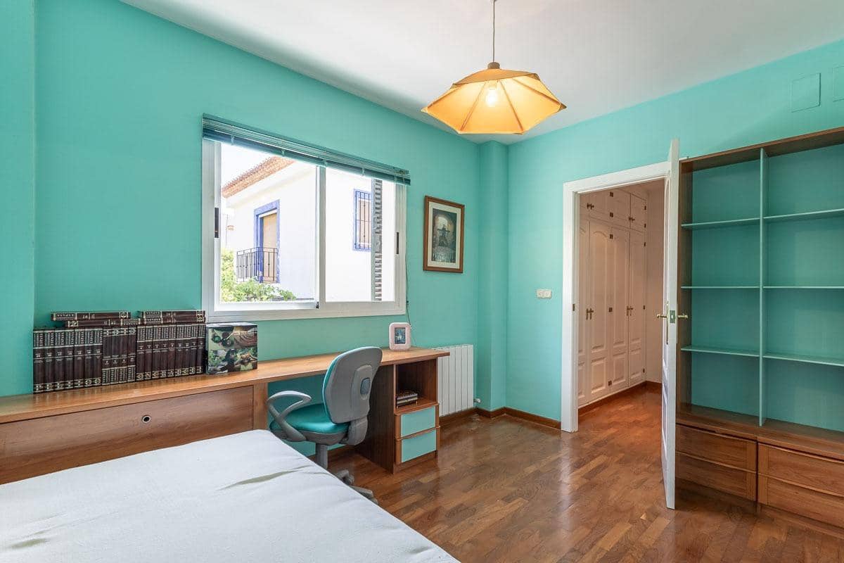 6 soveværelse Villa til salg i Albolote med swimmingpool garage - € 299.000 (Ref: 9108716)