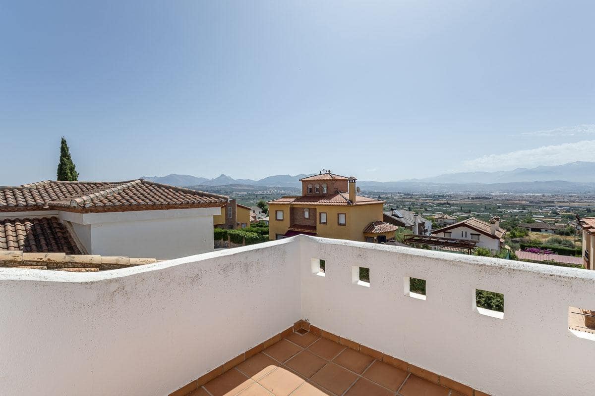 6 soveværelse Villa til salg i Albolote med swimmingpool garage - € 299.000 (Ref: 9108716)