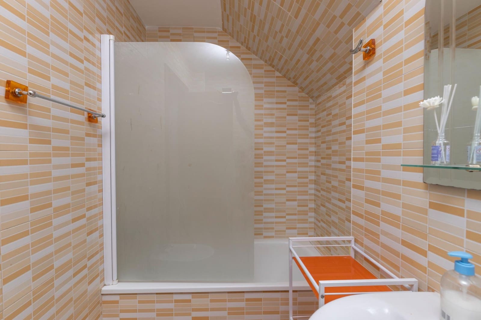 Commercieel te koop in Granada stad - € 1.500.000 (Ref: 9112379)