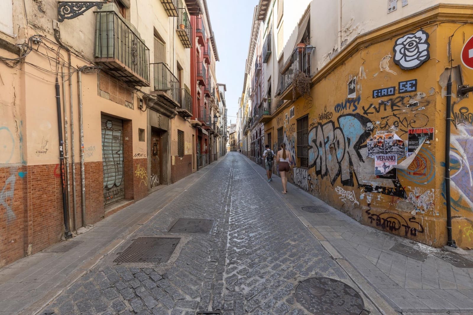 Commercieel te koop in Granada stad - € 1.500.000 (Ref: 9112379)