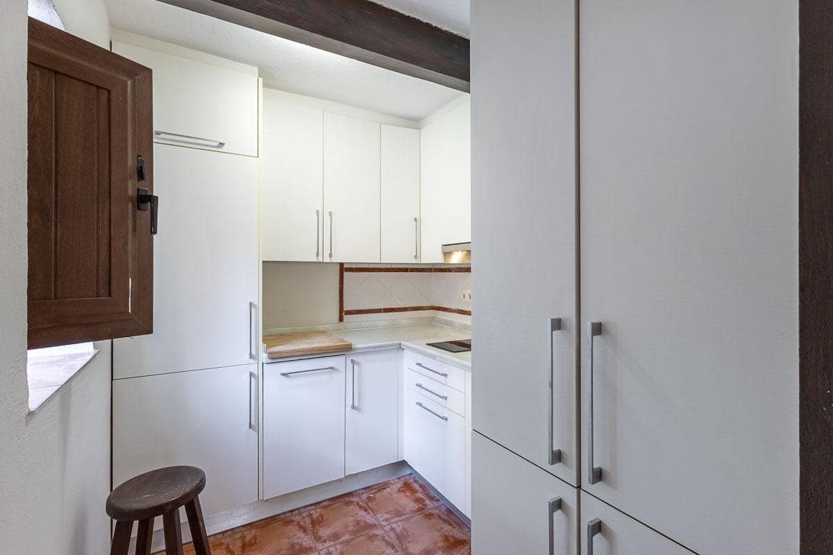 2 soveværelse Villa til salg i Granada by - € 258.000 (Ref: 9114186)