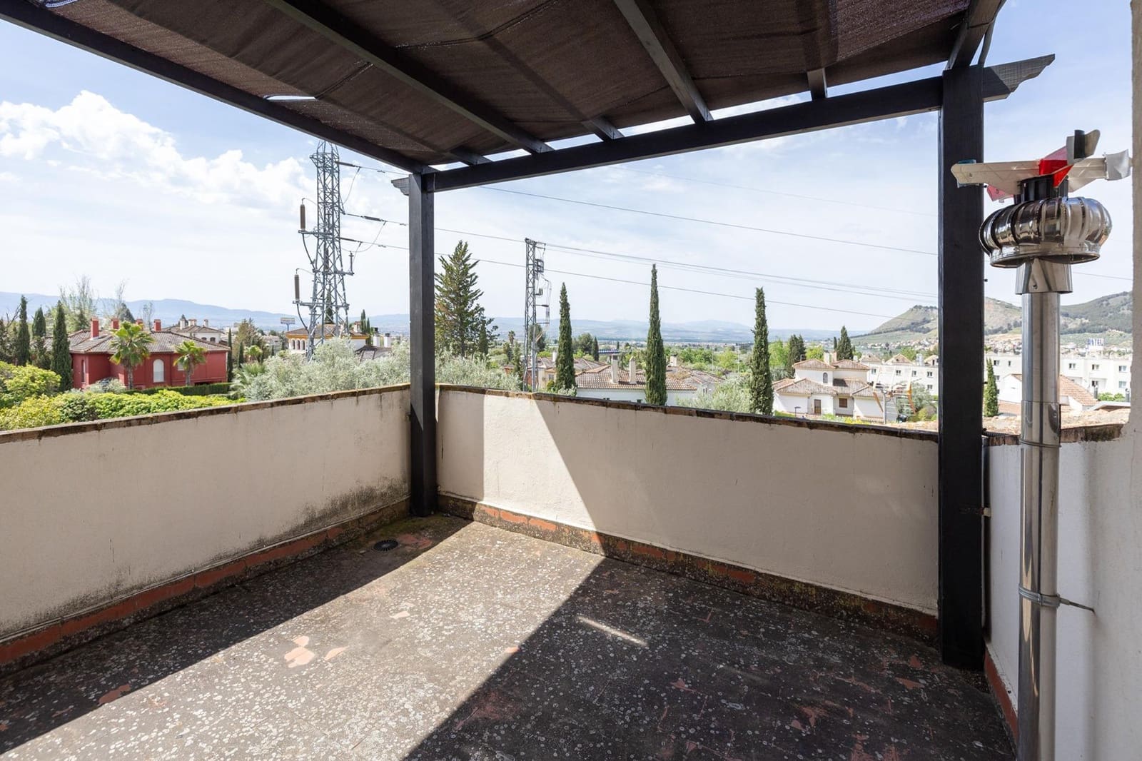 4 soveværelse Villa til salg i Albolote med swimmingpool garage - € 550.000 (Ref: 9116126)