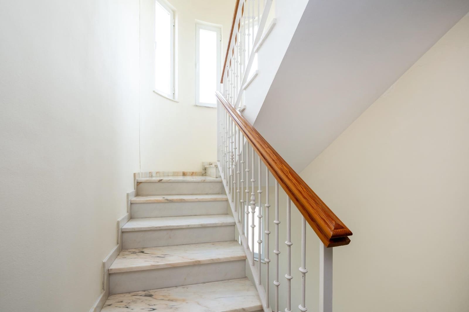 4 soveværelse Villa til salg i Albolote med swimmingpool garage - € 550.000 (Ref: 9116126)