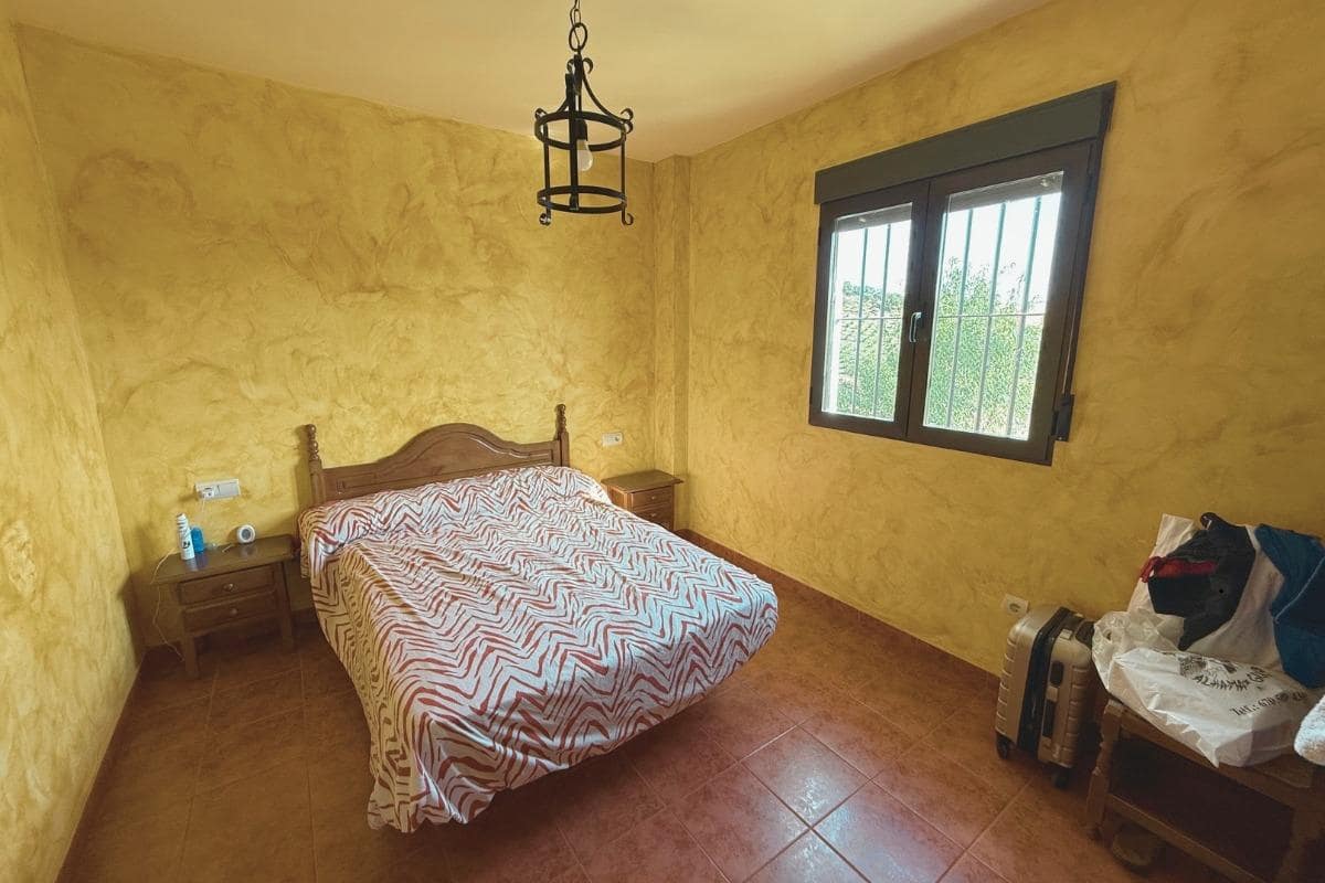 4 soveværelse Finca/Landehus til salg i Alhama de Granada - € 159.000 (Ref: 9118742)
