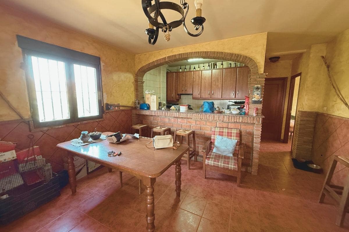 4 soveværelse Finca/Landehus til salg i Alhama de Granada - € 159.000 (Ref: 9118742)