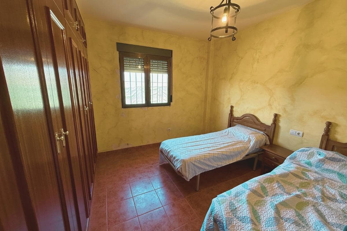 4 soveværelse Finca/Landehus til salg i Alhama de Granada - € 159.000 (Ref: 9118742)