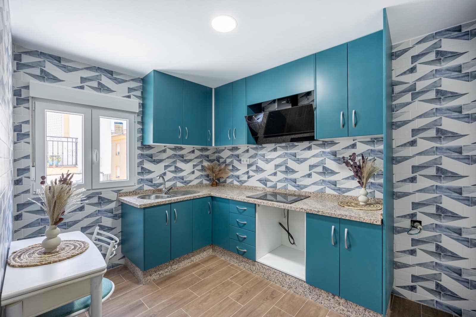 2 slaapkamer Villa te koop in Lanjaron met garage - € 123.000 (Ref: 9137158)