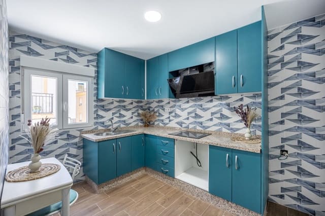 2 soveværelse Villa til salg i Lanjarón med garage - € 123.000 (Ref: 9137158)