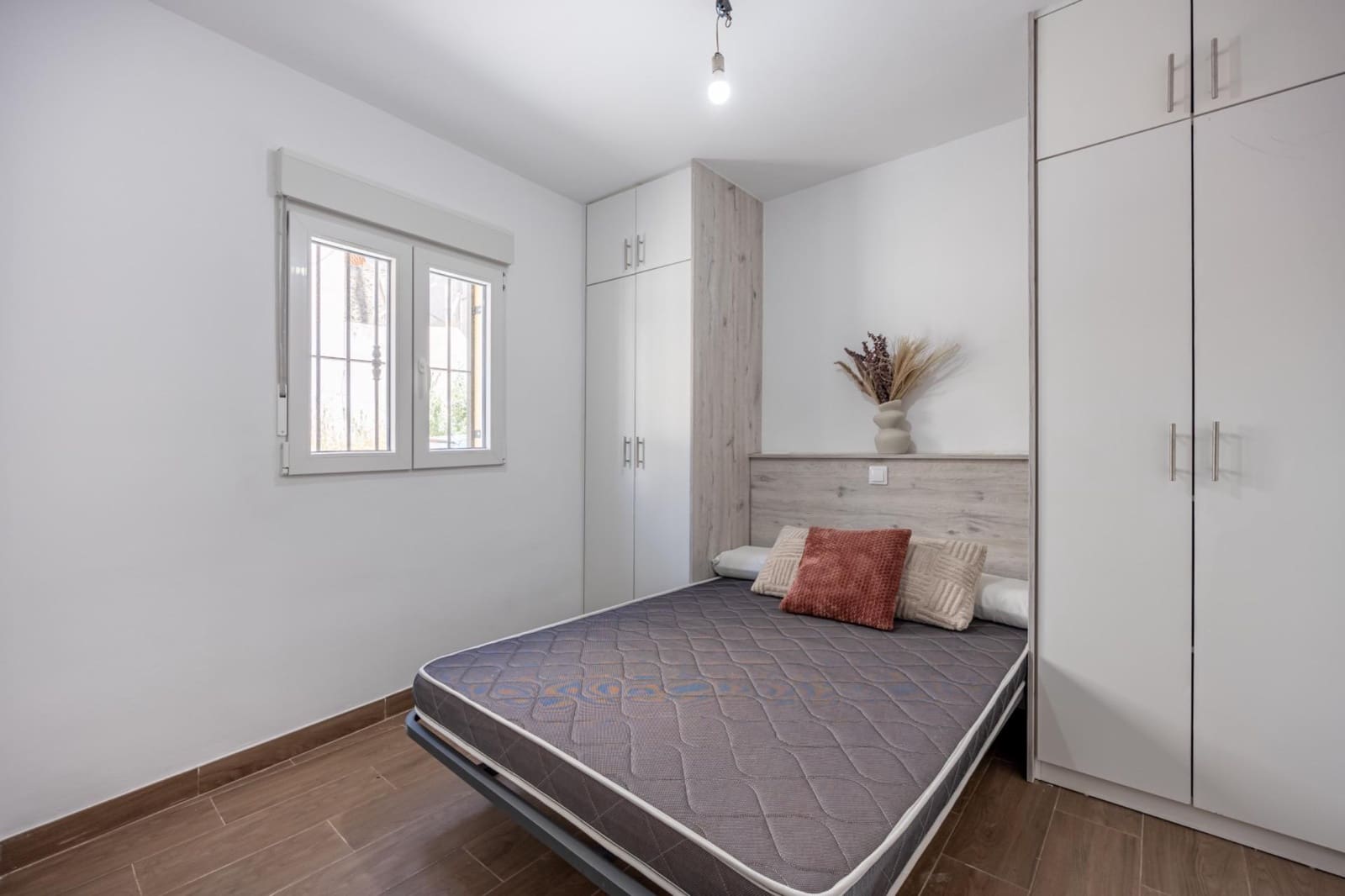 2 slaapkamer Villa te koop in Lanjaron met garage - € 123.000 (Ref: 9137158)