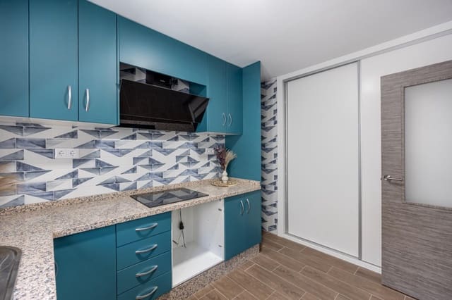 2 soveværelse Villa til salg i Lanjarón med garage - € 123.000 (Ref: 9137158)