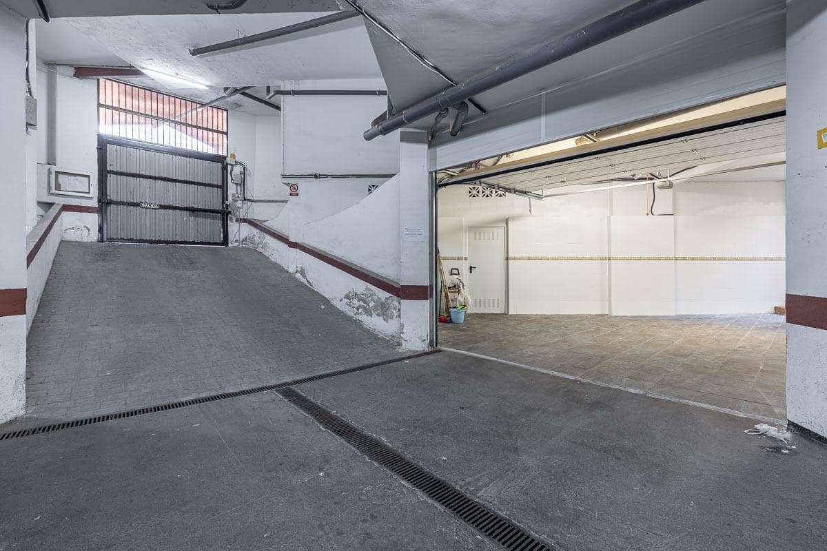 4 soveværelse Rækkehus til salg i Salobrena med swimmingpool garage - € 475.000 (Ref: 9191095)