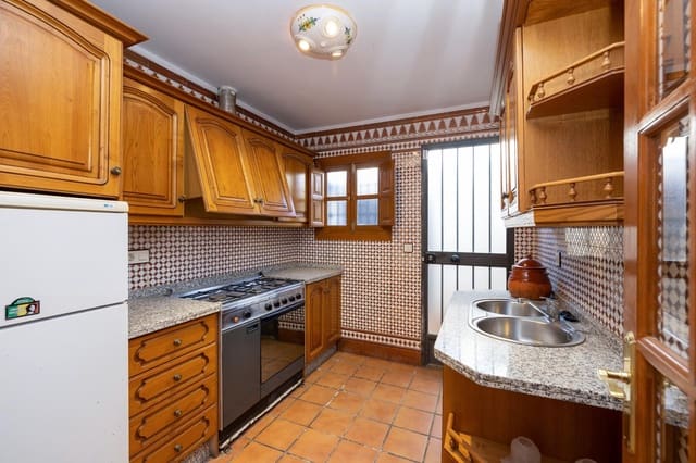 3 bedroom Terraced Villa for sale in Granada city - € 265,000 (Ref: 9192369)