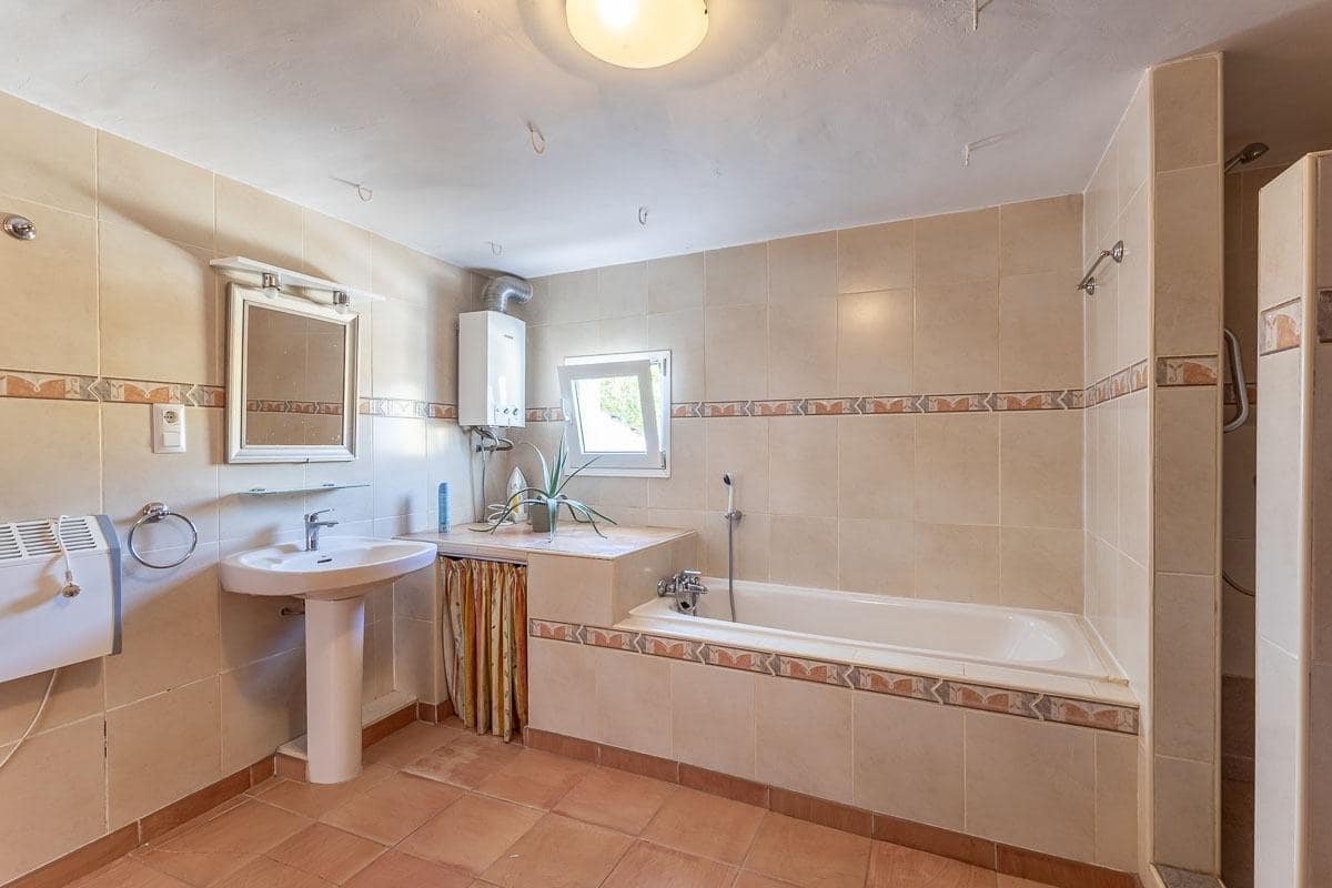 7 soveværelse Villa til salg i Montefrio - € 350.000 (Ref: 9242967)