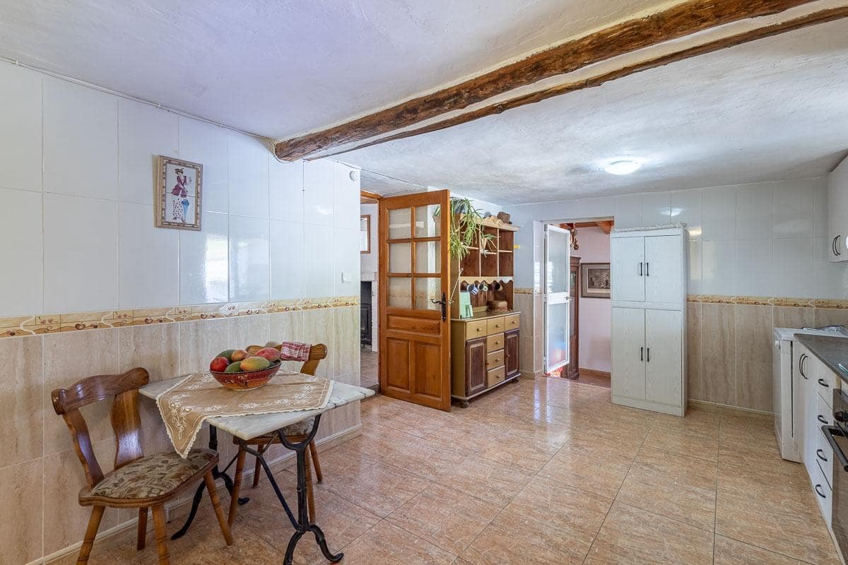 7 soveværelse Villa til salg i Montefrio - € 350.000 (Ref: 9242967)