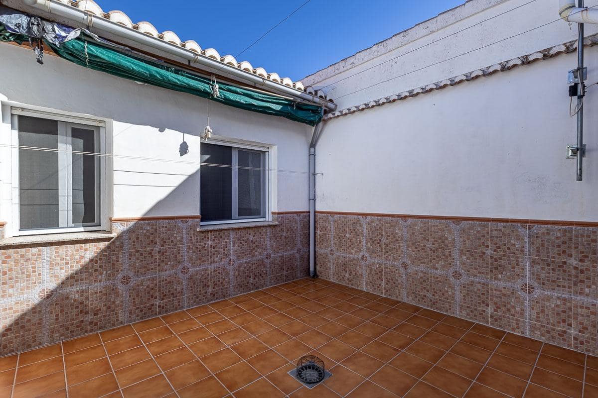 3 sovrum Villa till salu i Jatar med garage - 159 000 € (Ref: 9242968)