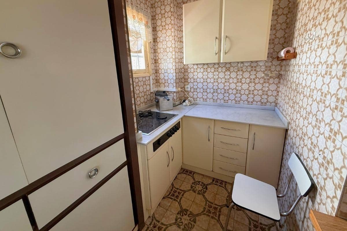 7 soveværelse Villa til salg i Salobrena med garage - € 289.000 (Ref: 9246490)