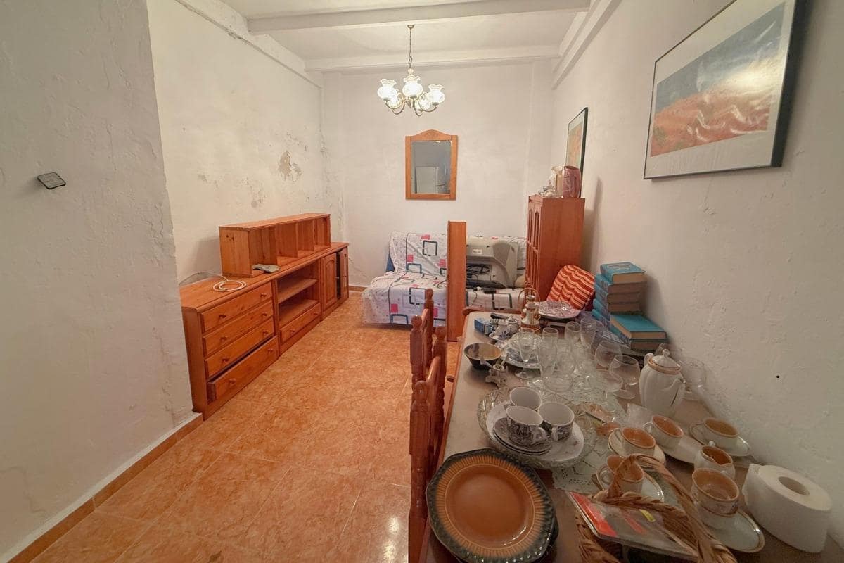 7 soveværelse Villa til salg i Salobrena med garage - € 289.000 (Ref: 9246490)