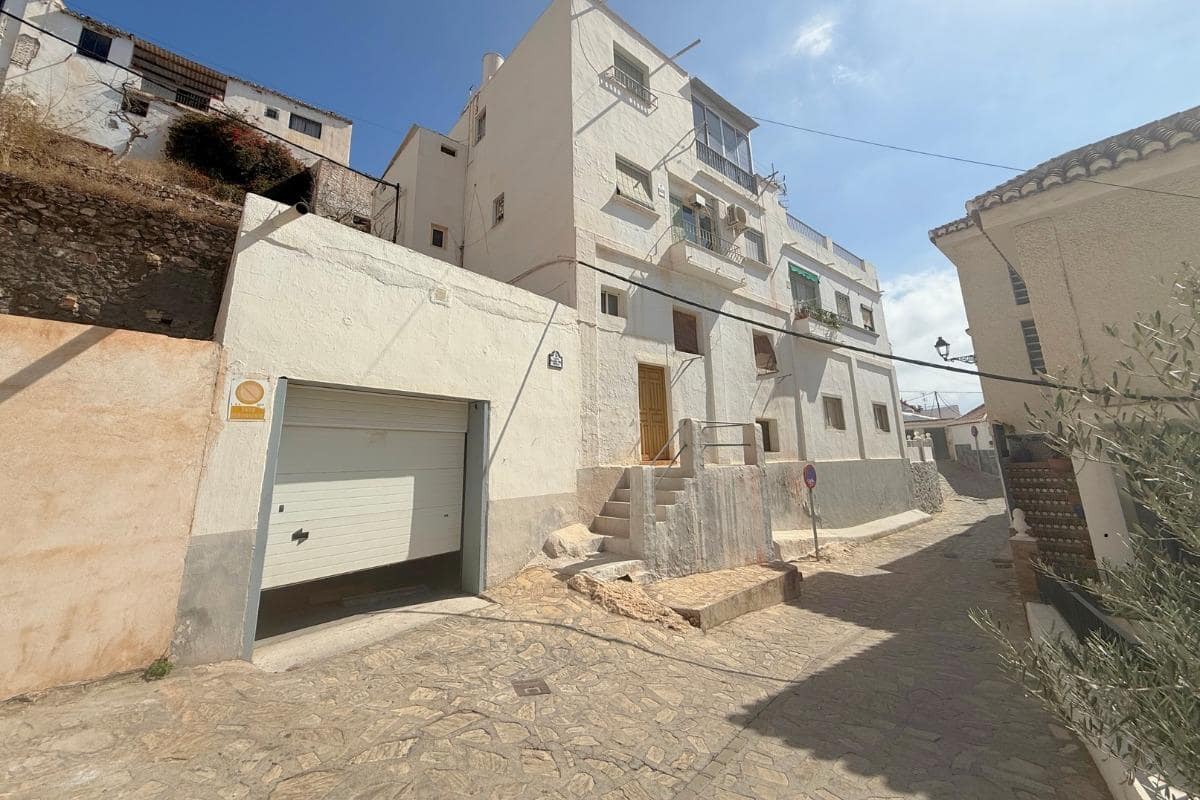 7 soveværelse Villa til salg i Salobrena med garage - € 289.000 (Ref: 9246490)