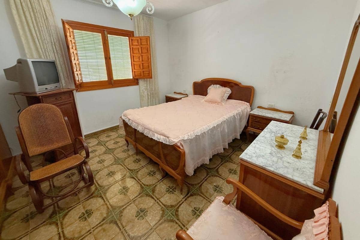 7 soveværelse Villa til salg i Salobrena med garage - € 289.000 (Ref: 9246490)