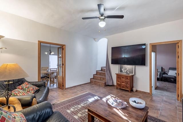 4 soveværelse Villa til salg i Arenas del Rey med garage - € 155.000 (Ref: 9264294)