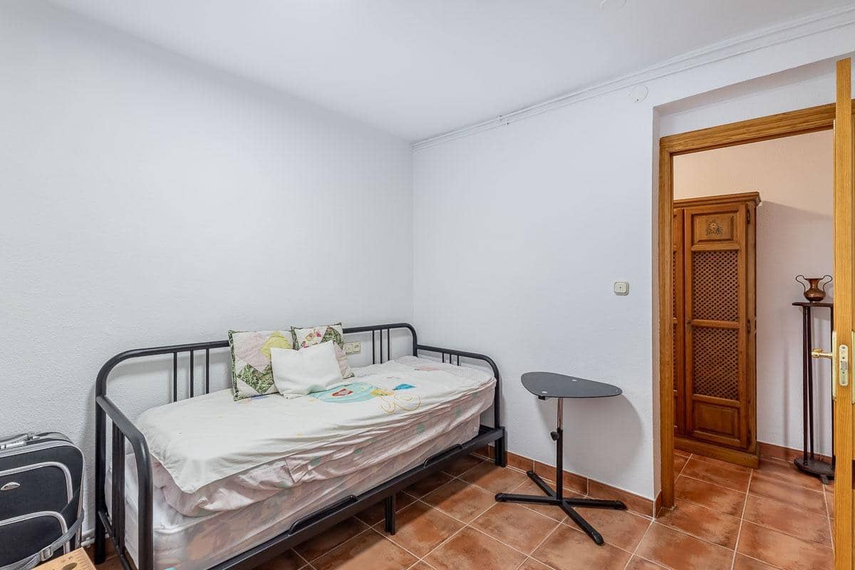 5 soveværelse Villa til salg i Padul med swimmingpool garage - € 275.000 (Ref: 9282052)