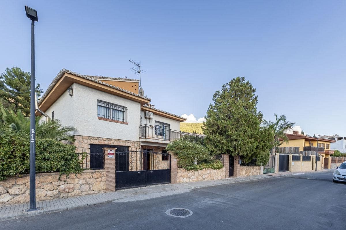 5 soveværelse Villa til salg i Padul med swimmingpool garage - € 275.000 (Ref: 9282052)