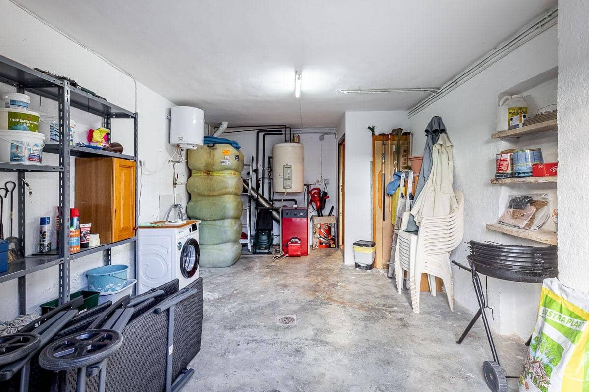 5 soveværelse Villa til salg i Padul med swimmingpool garage - € 275.000 (Ref: 9282052)