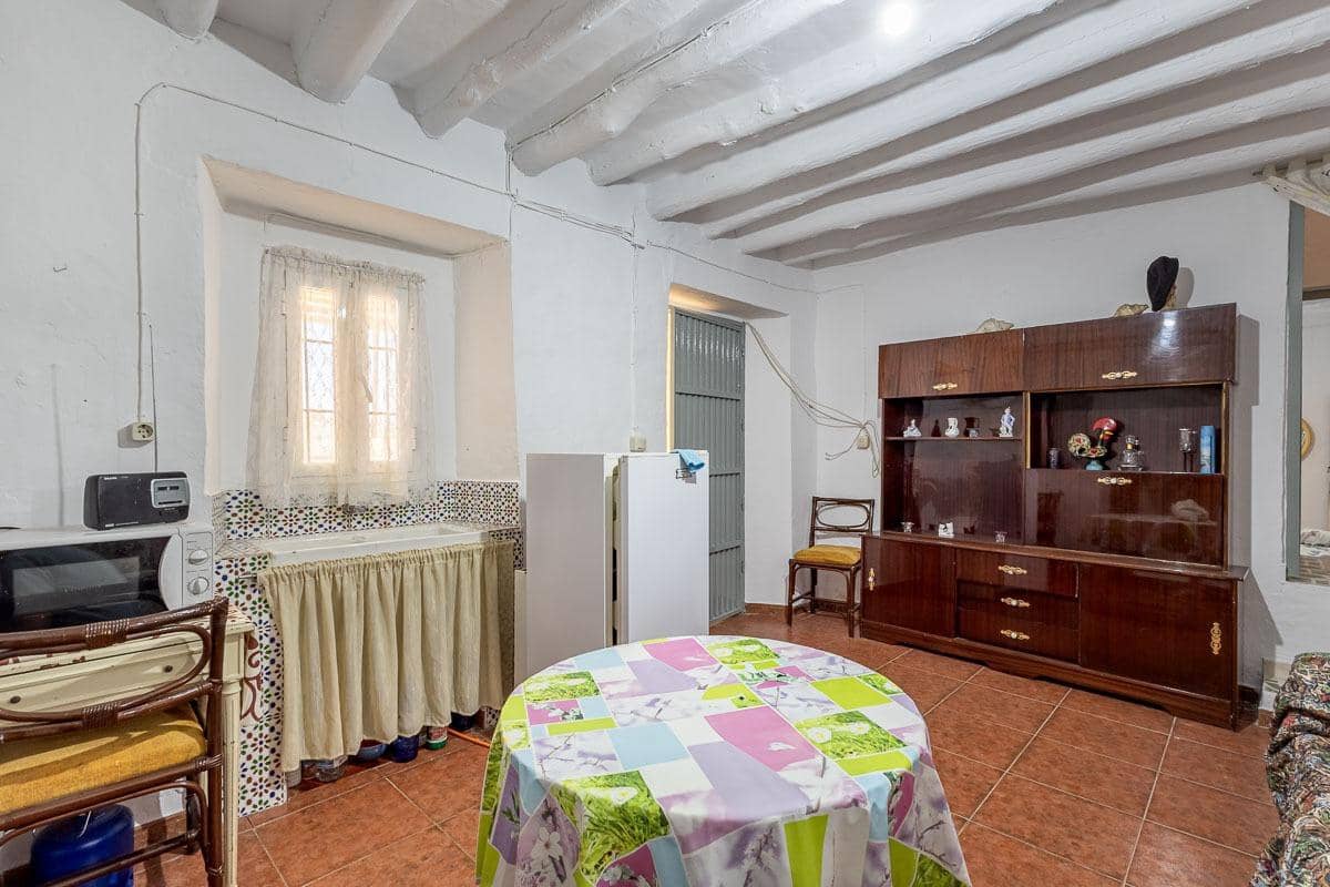 2 soveværelse Finca/Landehus til salg i Montefrio med garage - € 165.000 (Ref: 9317746)