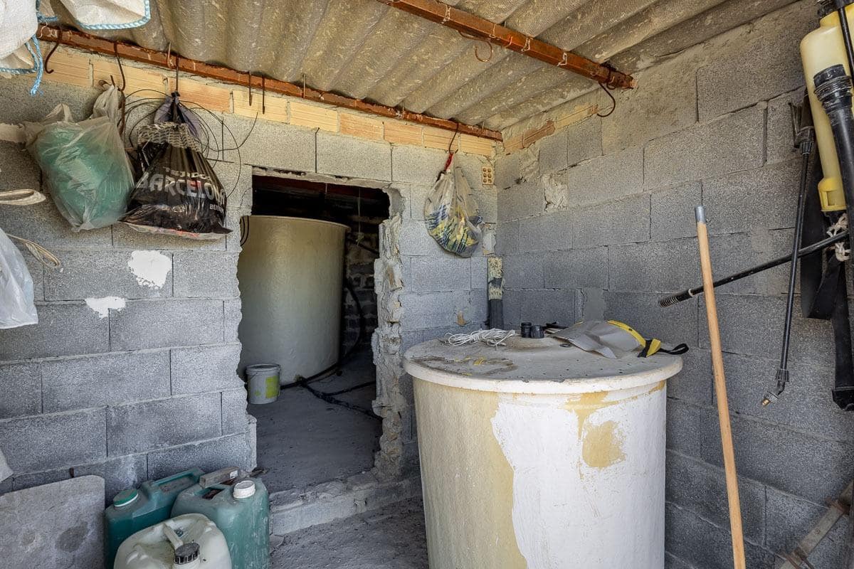 2 soveværelse Finca/Landehus til salg i Montefrio med garage - € 165.000 (Ref: 9317746)