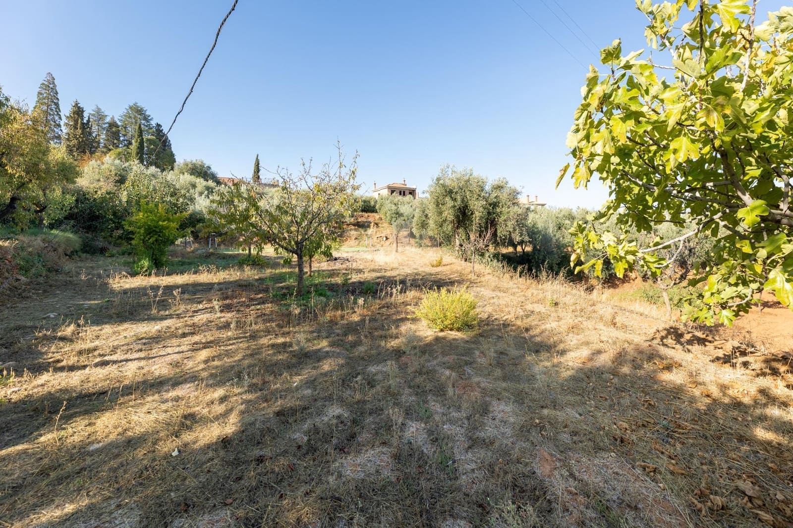 4 soveværelse Villa til salg i Dilar med swimmingpool garage - € 349.900 (Ref: 9349145)