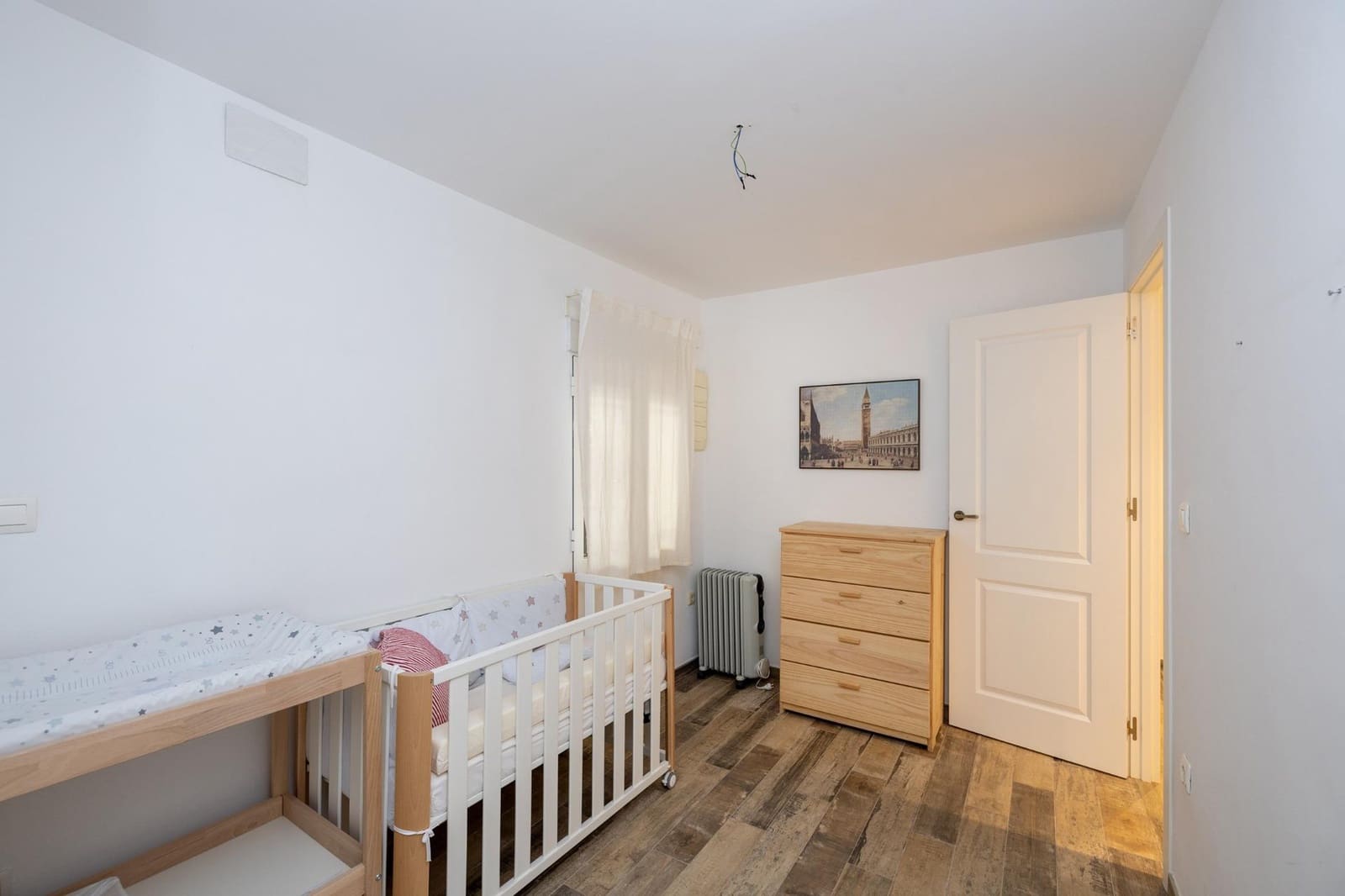 2 slaapkamer Rijtjeshuis te koop in Granada stad - € 480.000 (Ref: 9349146)